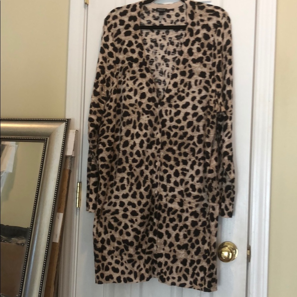 Lightweight leopard Torrid cardigan! Torrid 4